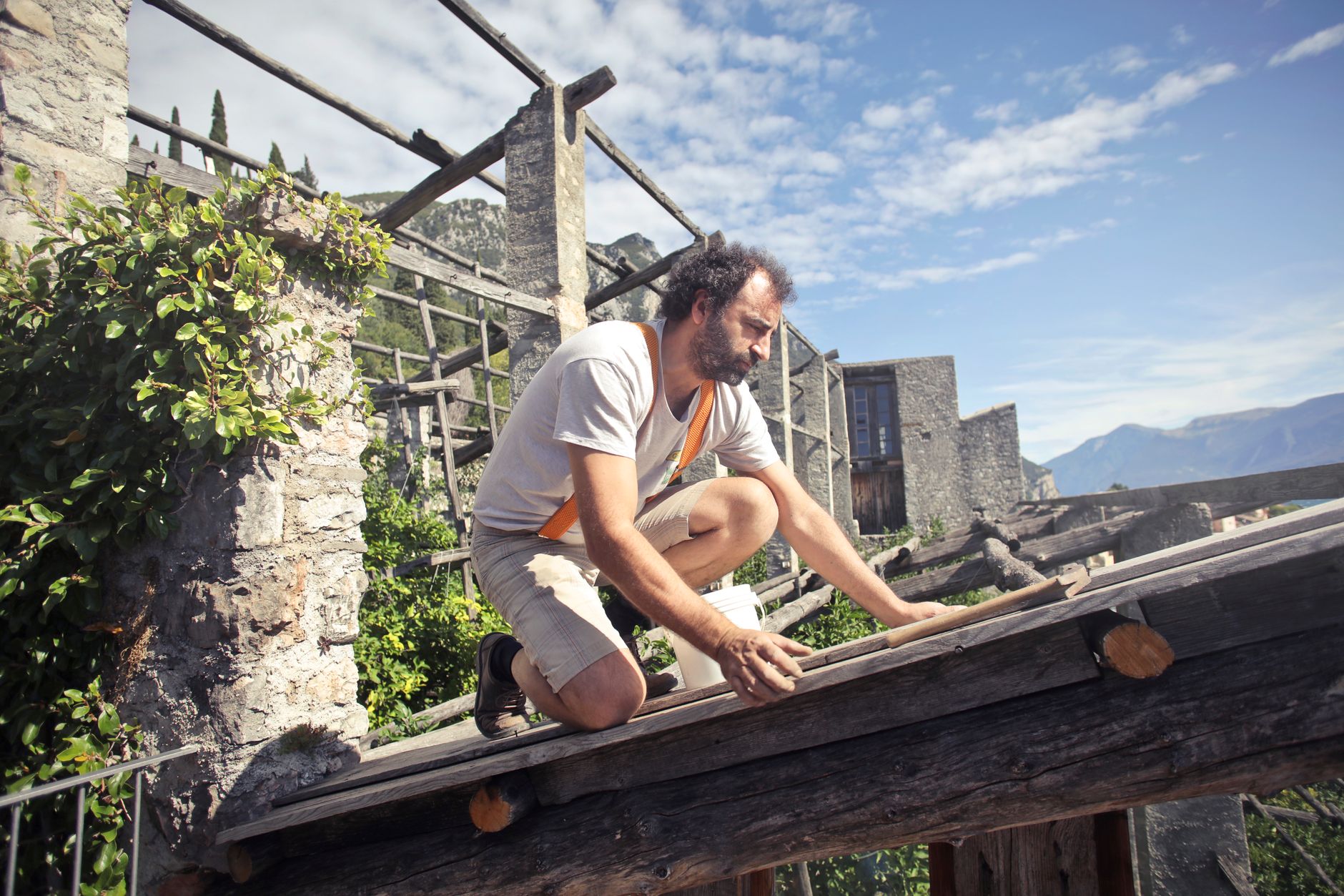 Couvreur urgence équipe à Vitrolles
